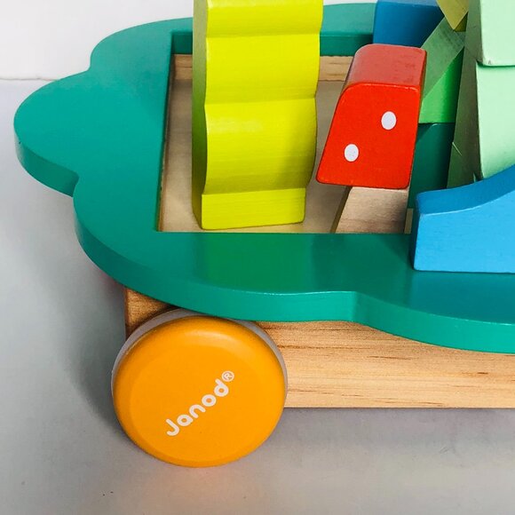 Janod Wooden Trolley with Blocks Pull Along Toy Brand New For Age 1+ - Picture 8 of 15